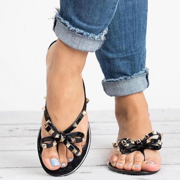 Qilunn Rockstud Jelly Sandals Various Sizes Black - Picture 1 of 3
